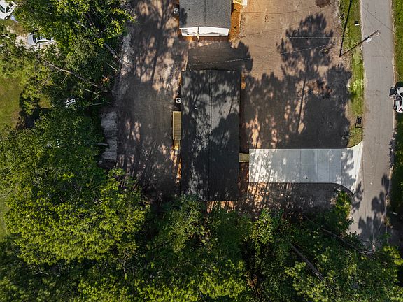3rd image of 6156 Smith Rd