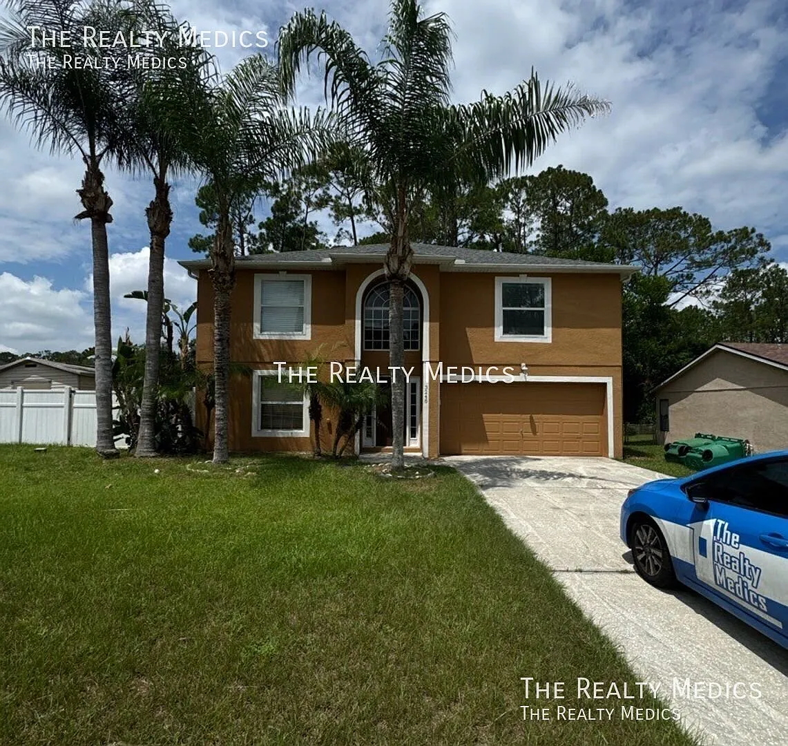 Over 3000 sqft Home READY for Move-in! — Photo 1