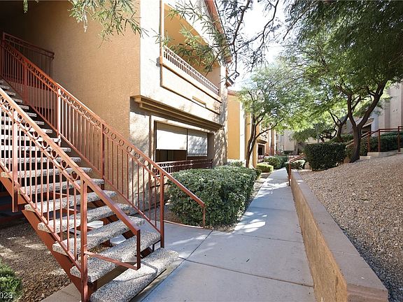 2nd image of 8250 N Grand Canyon Dr Unit 1130