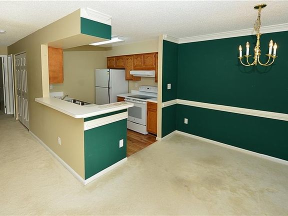 4th image of 3857 Lasalle Dr APT 103