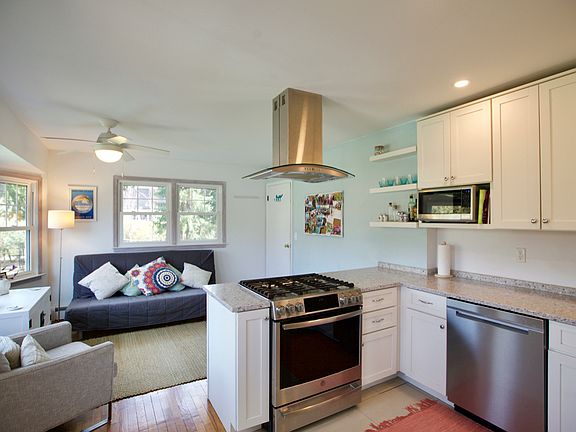 2nd image of 21 Lake Dr