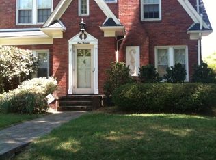 417 Fountain Pl, Burlington, NC 27215