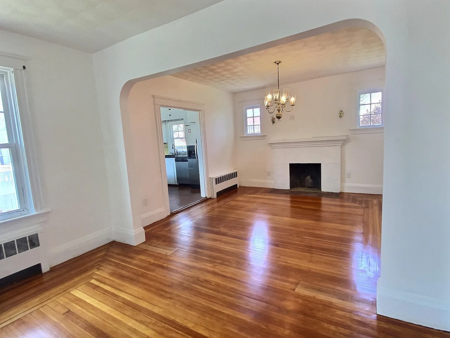 193 Rutherglen Ave — Photo 4