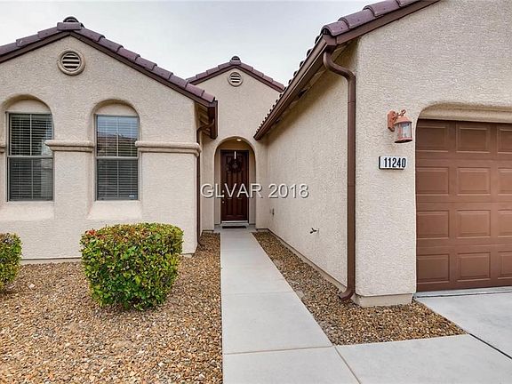 3rd image of 11240 Piazzale St