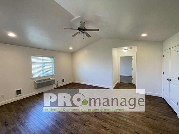 2nd image of 3823 E Deloy Dr