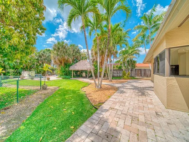 7320 SW 100th Ct — Photo 7