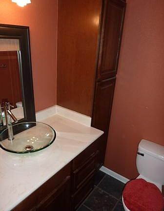 5th image of 401 Chumney Dr