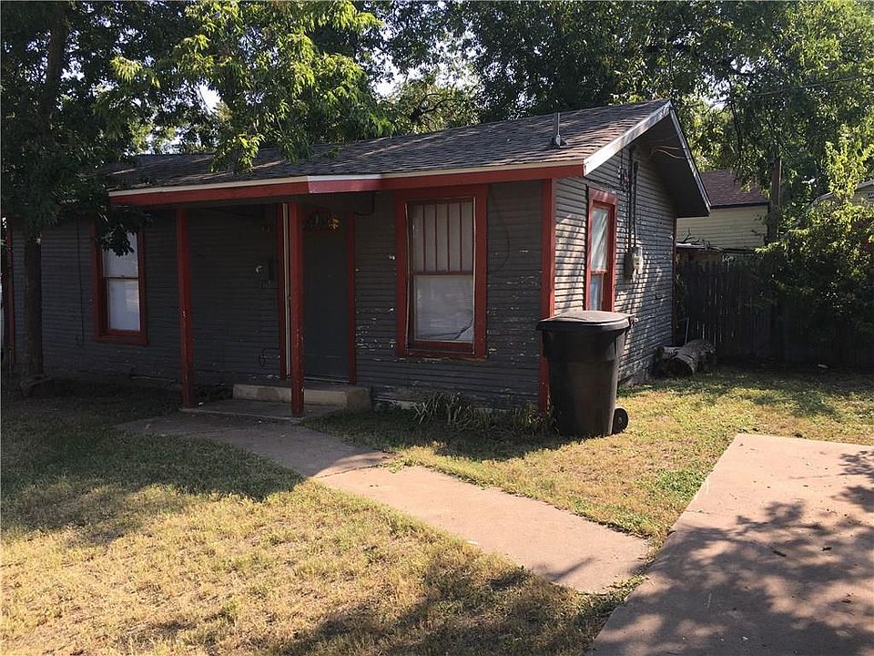 1st image of 257 Graham St