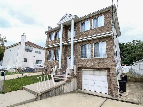 2nd image of 12 Brabant St