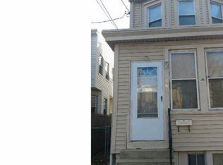 506 Mercer St, Gloucester City, NJ 08030