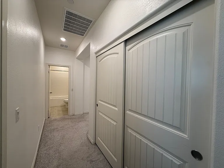 3918 Westbrook Ave — Photo 11