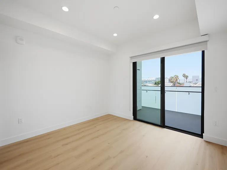Hi Point Terrace by Wiseman — Photo 366