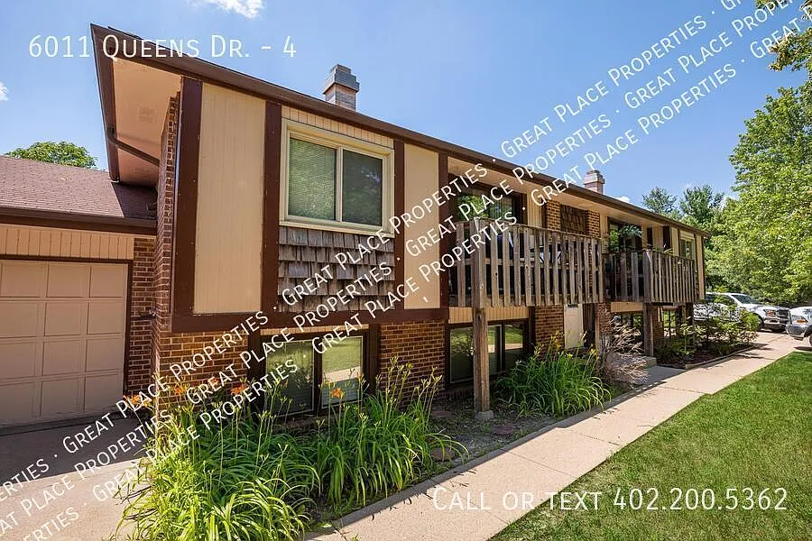 2 bed, 722 sqft, $899 — Photo 2