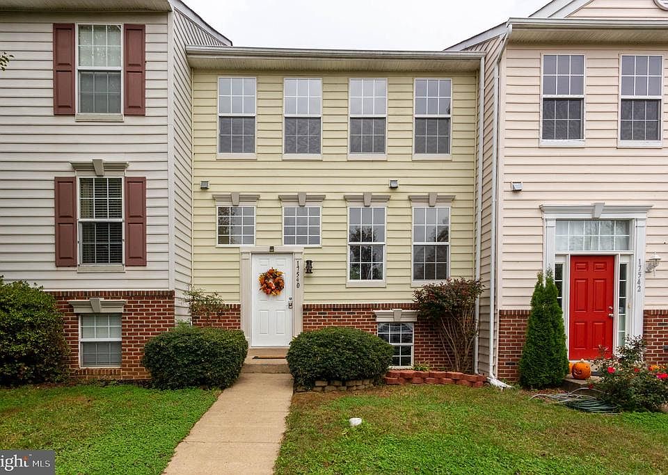 Exterior Front of Townhouse