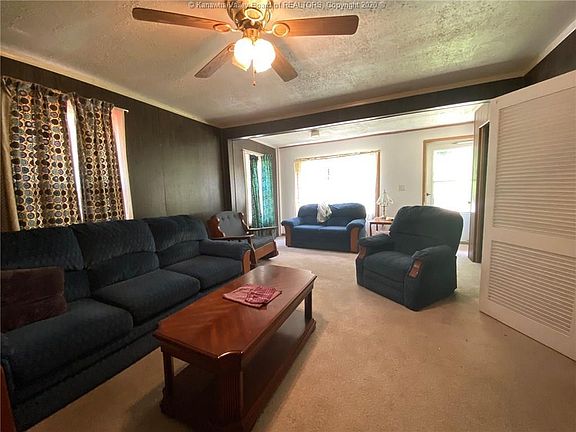 5th image of 1876 Sugar Creek Dr