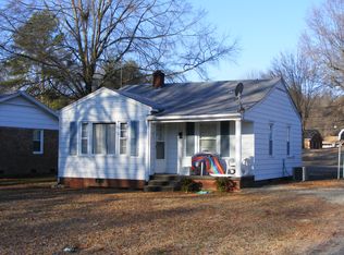 302 N 11th Ave, Mayodan, NC 27027