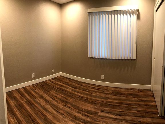 5th image of 2828 Pepper Oaks Dr