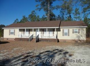 37 Corner Oak Ln, Saint Pauls, NC 28384