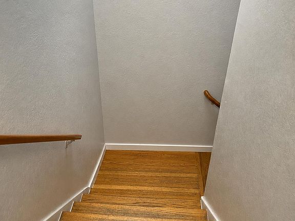 3rd image of 1310 Bowdoin St