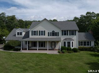 14 James Vincent Drive, Clinton, CT 06413