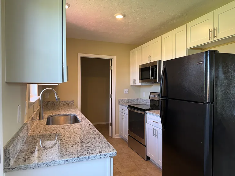 4114 Turning Leaf Ct — Photo 3