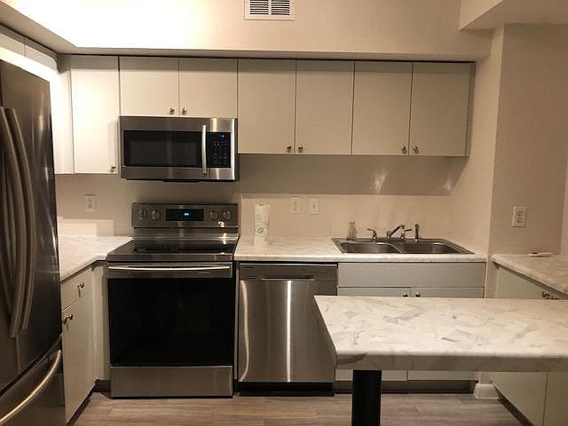 1st image of 2402 W Azeele St Unit 431