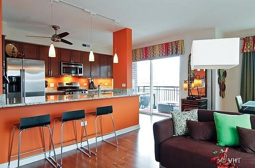 4th image of 5858 N Broadway St APT 406