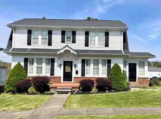 107 Reeves Ave, Fairmont, WV 26554