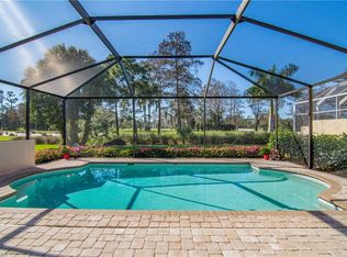 272 Edgemere Way E, Naples, FL 34105