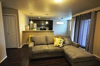 1141 E Fairview Ave — Photo 4