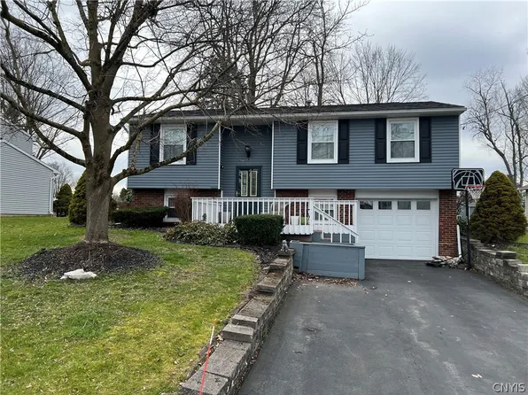 4186 Ursa Crse, Liverpool, NY 13090