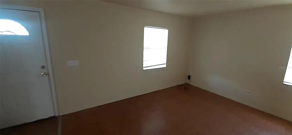 4 bed, 2.0 bath, 1500 sqft, $1,995 — Photo 2