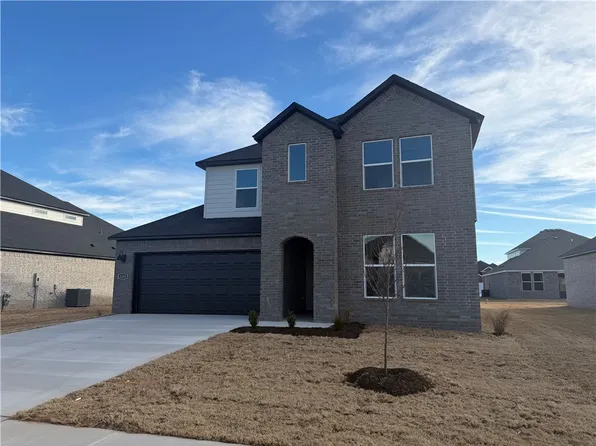 2431 Max Ave, Centerton, AR 72713