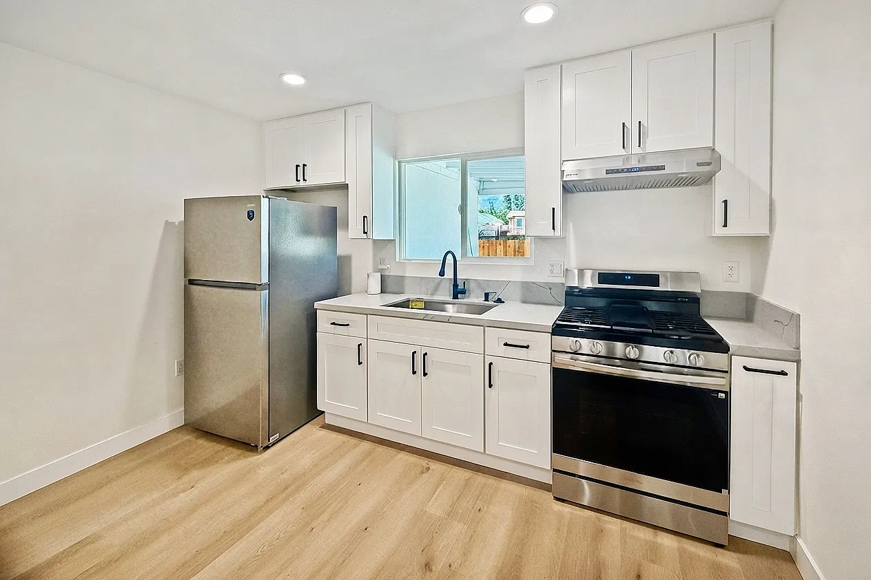 1 bed, 580 sqft, $1,995 — Photo 4