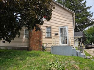 1445 38th St, Rock Island, IL 61201