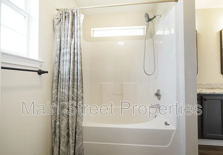 8932 Abbington Dr — Photo 10