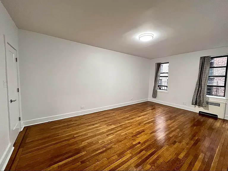 42-42 Judge St #2F — Photo 3