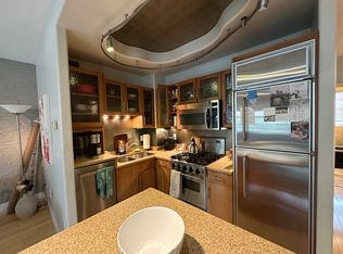 21 Bowdoin St APT 3C, Boston, MA 02114