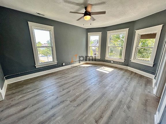 4th image of 416 E 9th St APT 2