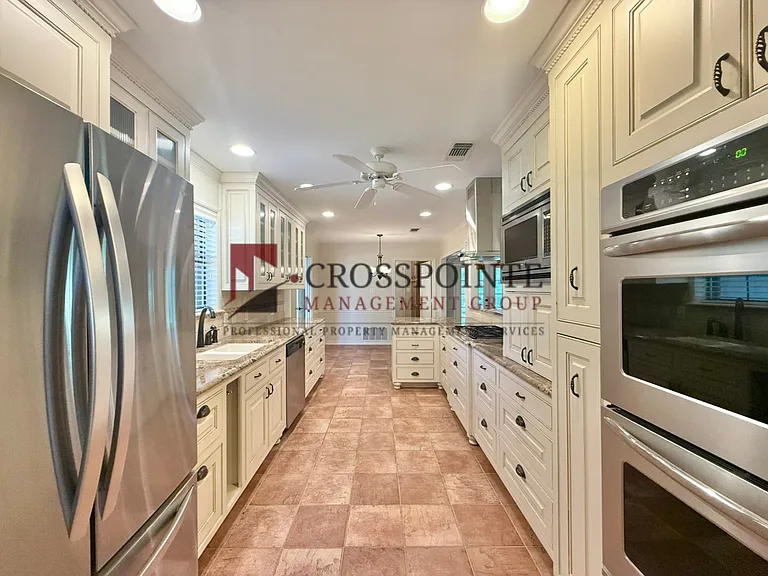 3308 Moss Gln — Photo 7