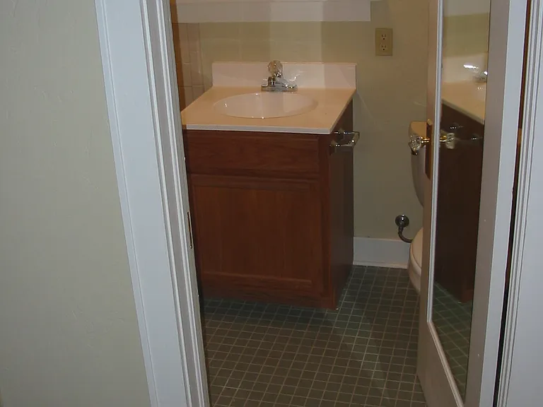 200 NW 24th St #4 — Photo 14