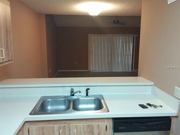 5th image of 5089 Ernst Ct #59