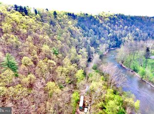 15554 Lincoln Hwy, Breezewood, PA 15533