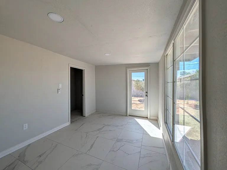 13208 W Tuckey Ln — Photo 62