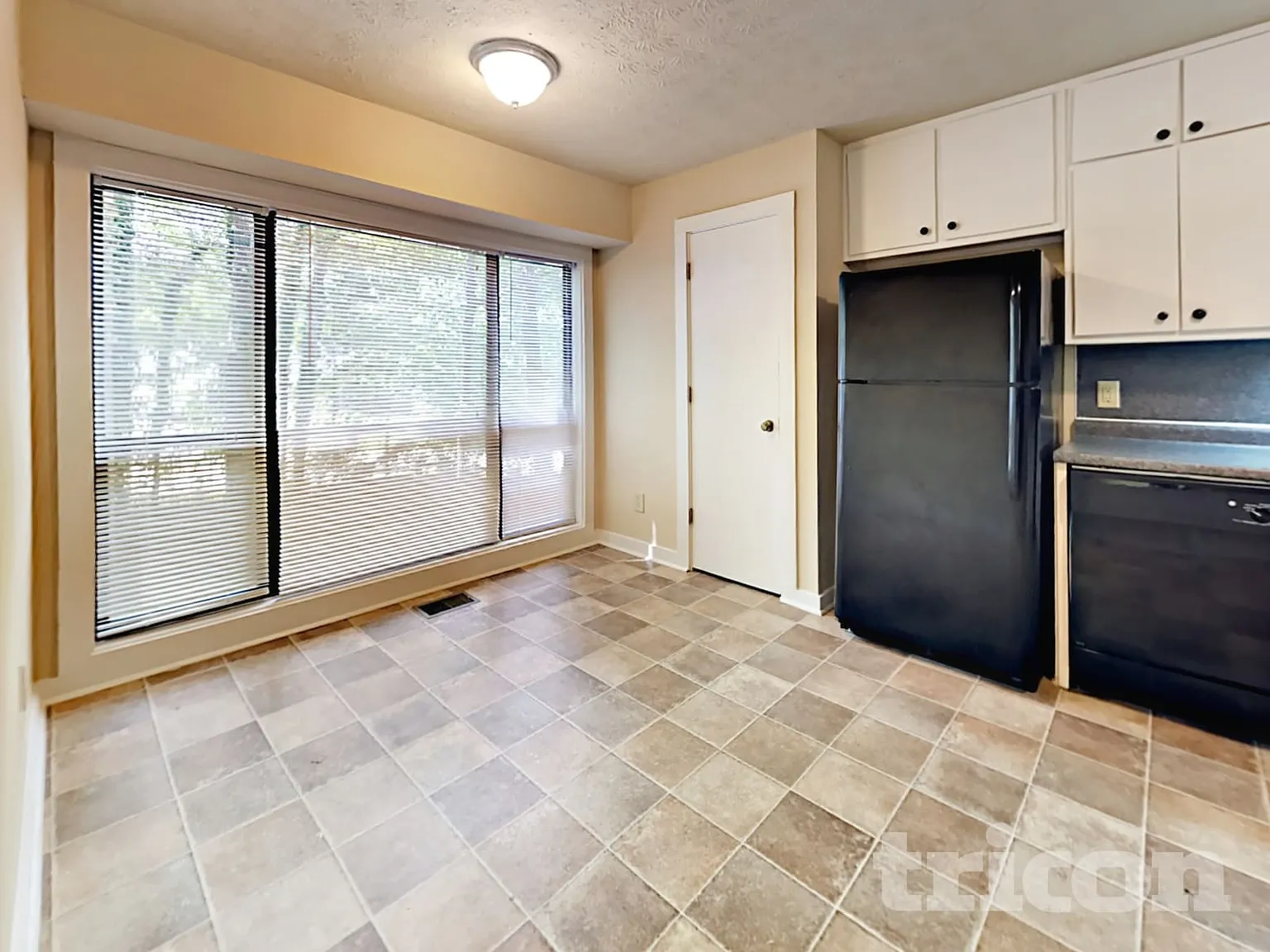 5054 Stoney Point Lane Stone Mountain GA — Photo 4