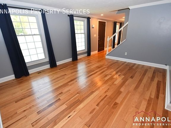 5th image of 1492 Amberwood Dr S