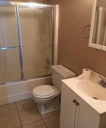 2nd image of 2630 Lancaster Ave