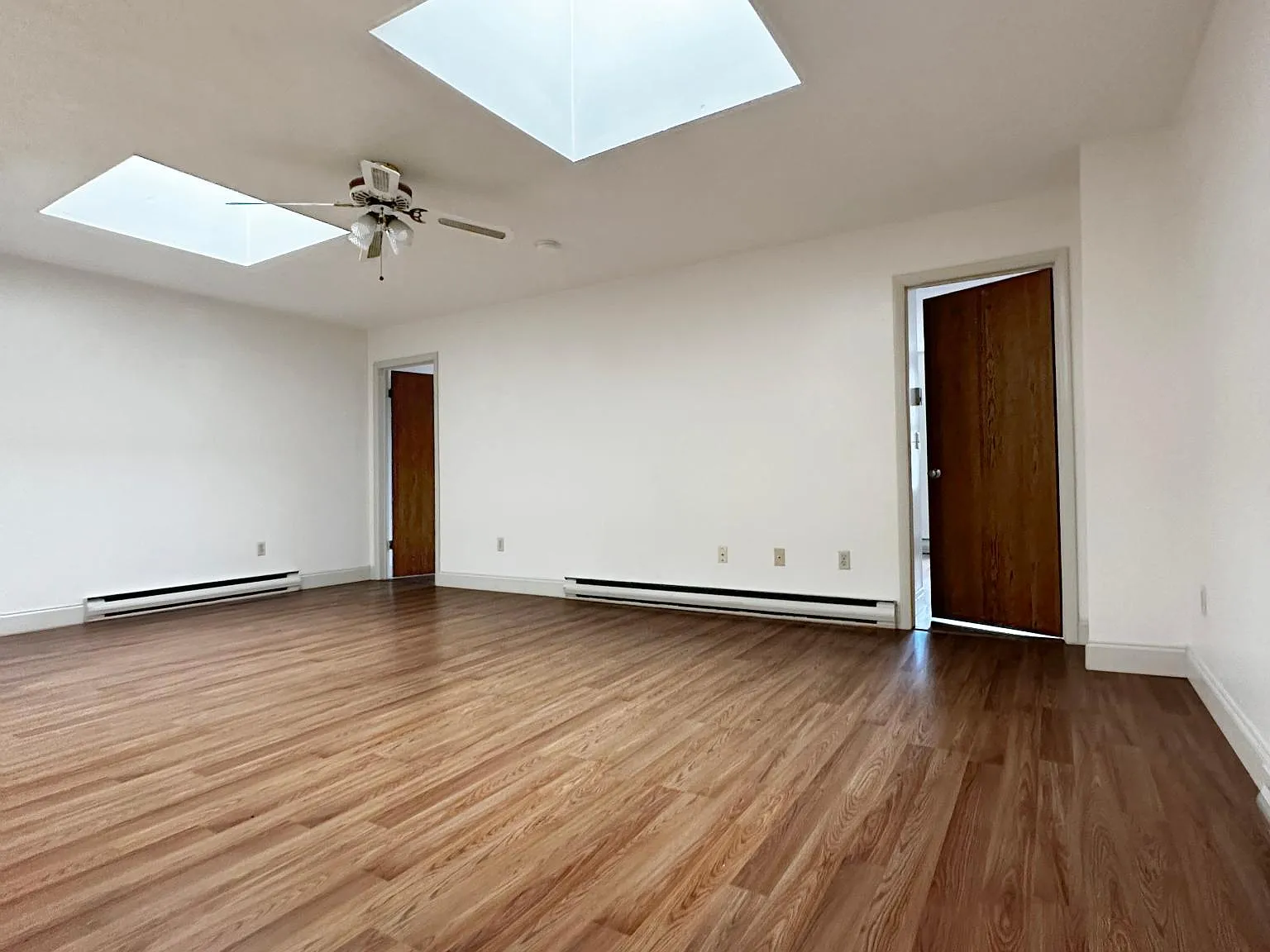 2 bed, 1000 sqft, $646 — Photo 4