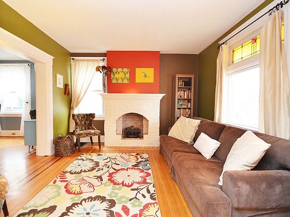 4th image of 2266 Highland Ave