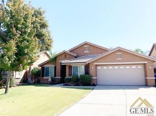 5302 Sweitzer Lake St, Bakersfield, CA 93314